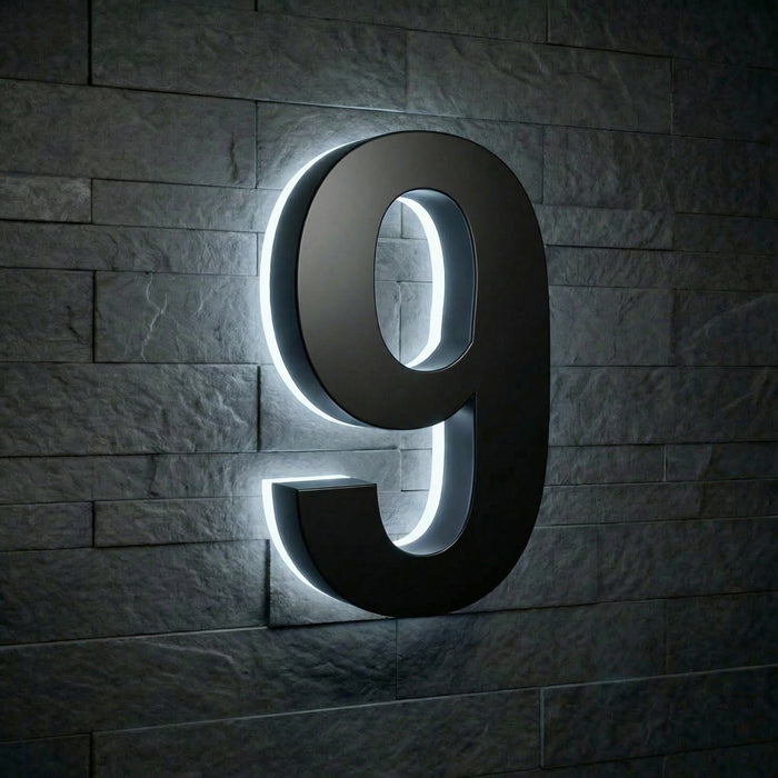 Black / 9