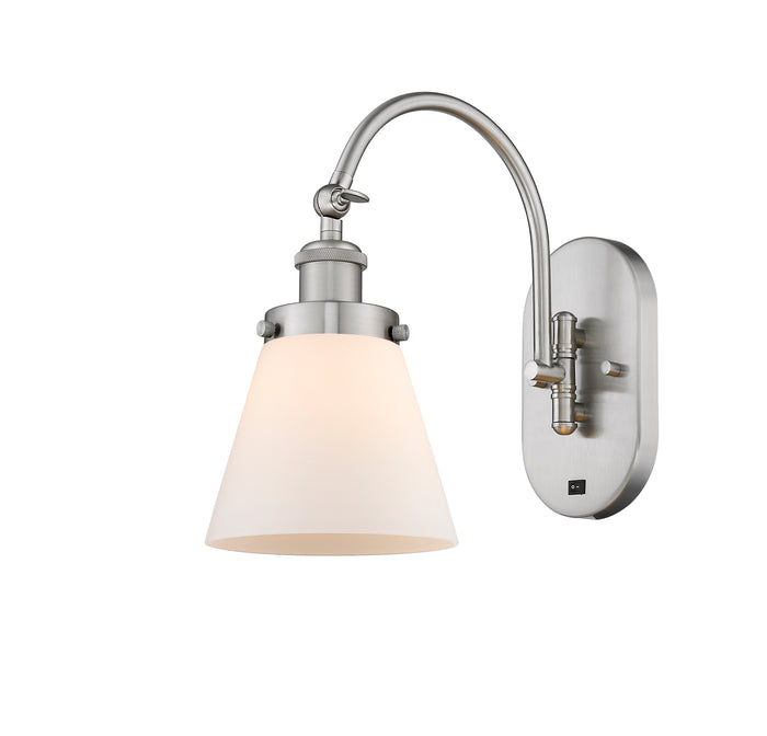 Brushed Satin Nickel / Matte White