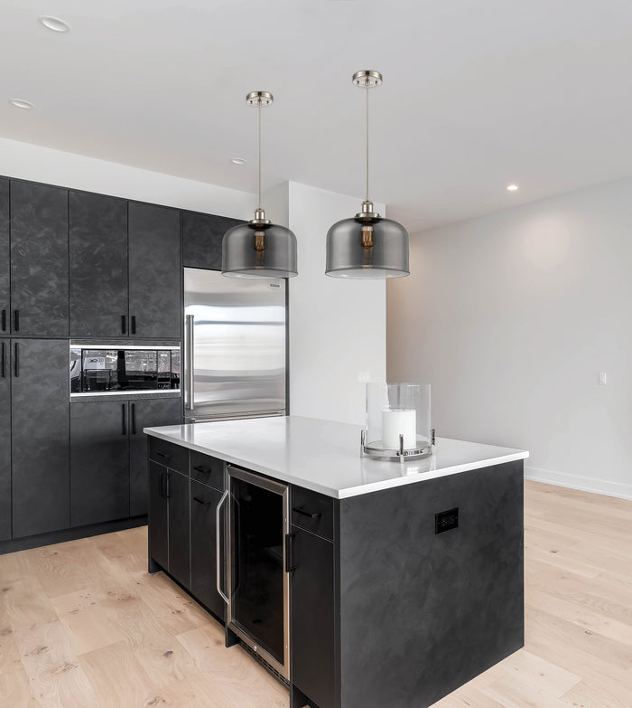 Brushed Satin Nickel / Light Smoke