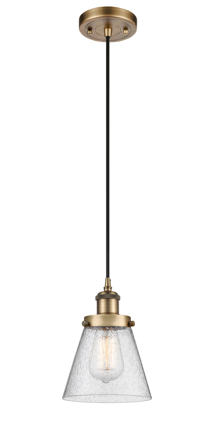 Brushed Brass / Seedy