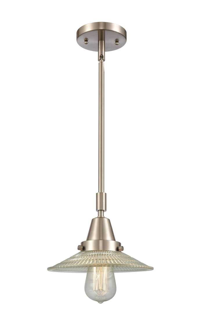 Brushed Satin Nickel / Clear Halophane