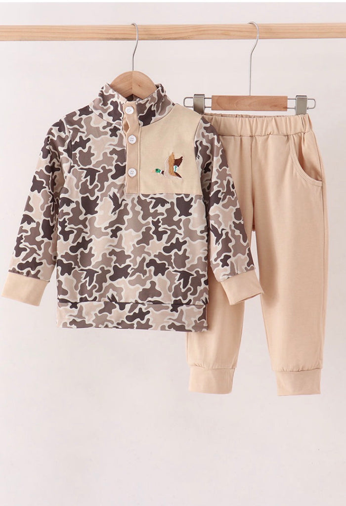 Camo duck embroidery jogger set