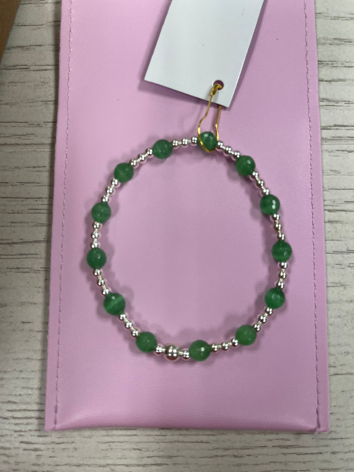 Classic 3mm sterling silver bunny bracelet with pistachio cats eye