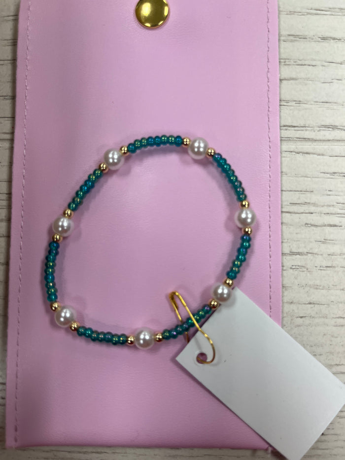 Classic 3mm gold filled beaded bracelet with green rainbow Czech glass and glass pearls