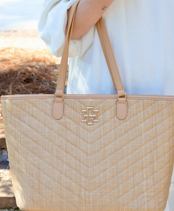 James Tote Natural V Quilted