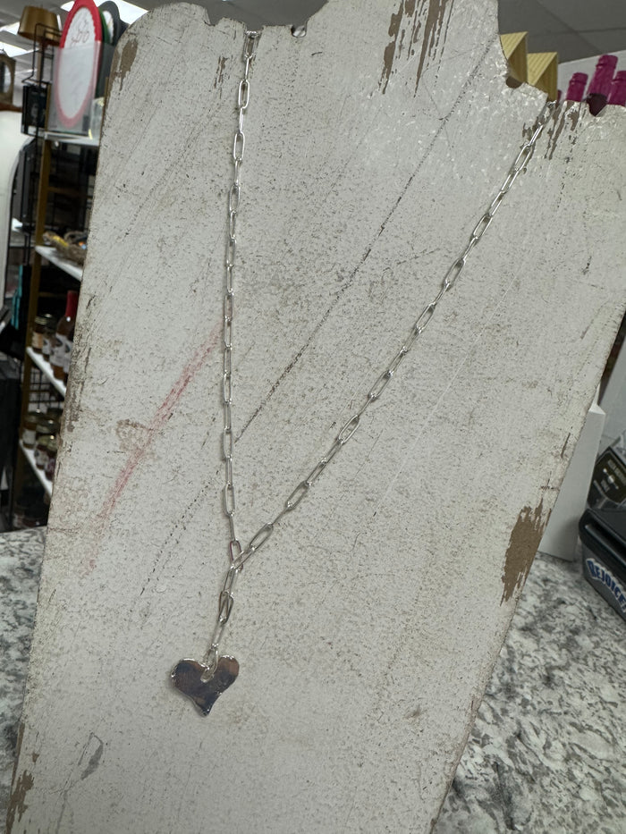 Paperclip heart chain with heart pendant