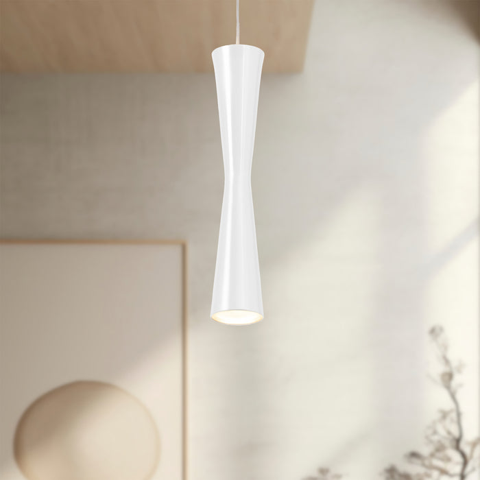 Robson 12-in Steel Pendant